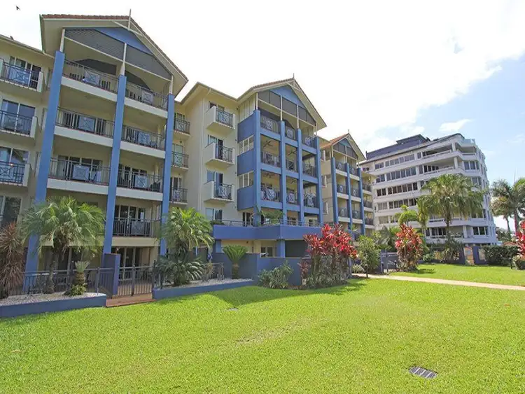 30/275-277 The Esplanade, Cairns North QLD 4870