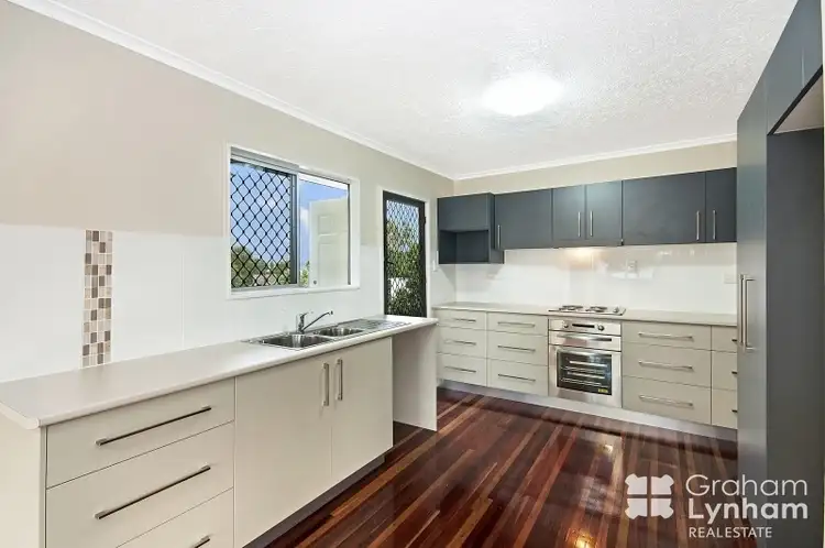 16 Davies Street, Mount Louisa QLD 4814