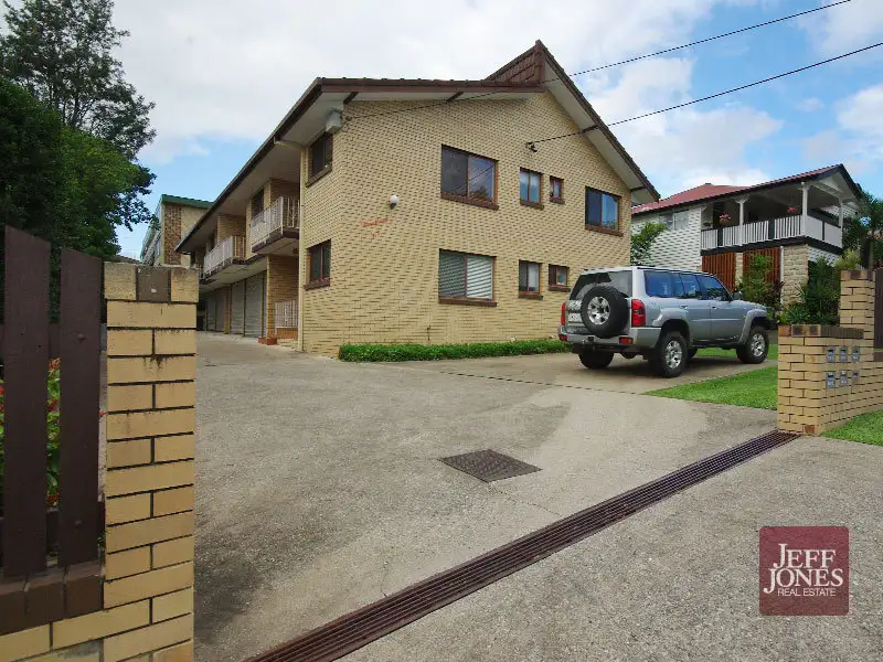 Main view of Homely unit listing, 1/11 Newton Street, Coorparoo QLD 4151