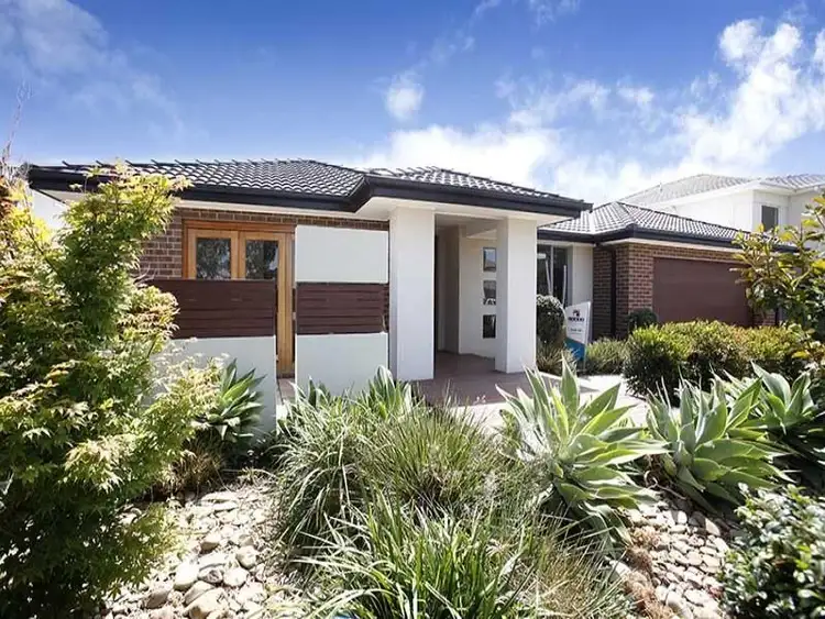 42 Alamanda Boulevard, Point Cook VIC 3030