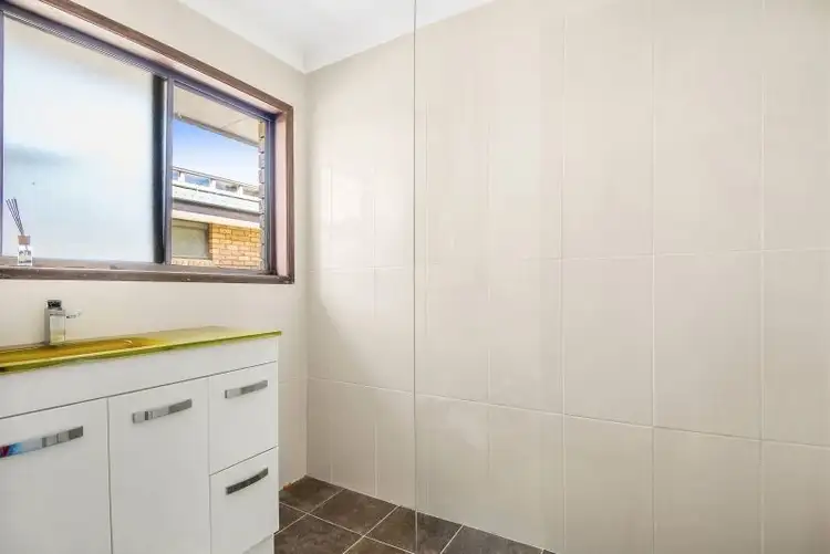 Seventh view of Homely villa listing, 2/38 Riviera Avenue, Tweed Heads West NSW 2485