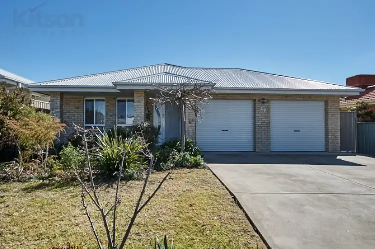 Main view of Homely house listing, 2/7 Tikki Place, Wagga Wagga NSW 2650
