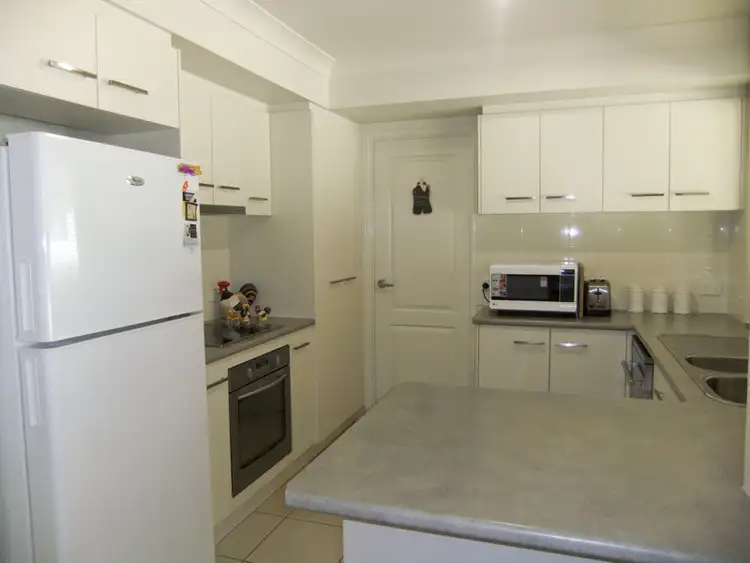 Second view of Homely house listing, 16 Robin Place, Gulmarrad NSW 2463