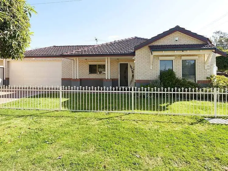 6/1 Cranwell Street, Thornlie WA 6108