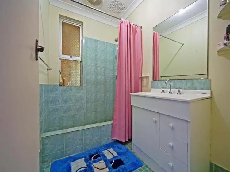 Sixth view of Homely house listing, 3 Harlow Court, Camillo WA 6111