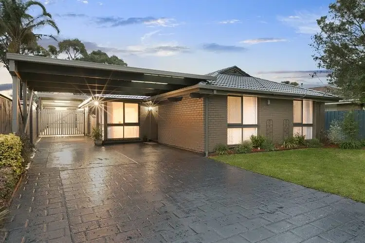20 DEARING AVENUE, Cranbourne VIC 3977