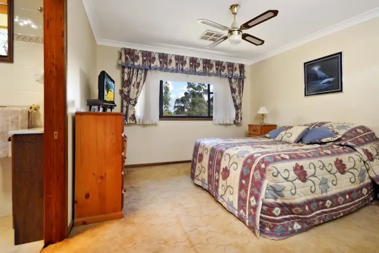 Sixth view of Homely house listing, 2 Wright Close, Heathcote NSW 2233