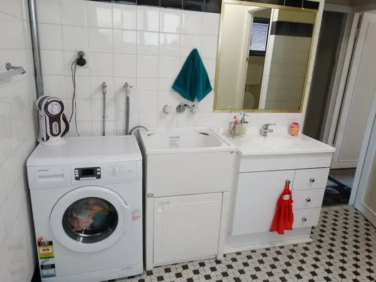 Seventh view of Homely unit listing, 2/55 Bonney, Clayfield QLD 4011