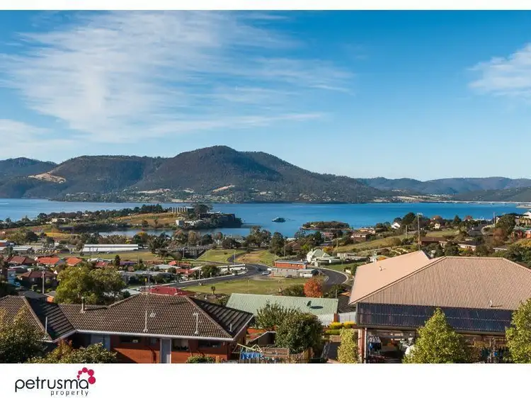 8 Michele Court, Berriedale TAS 7011