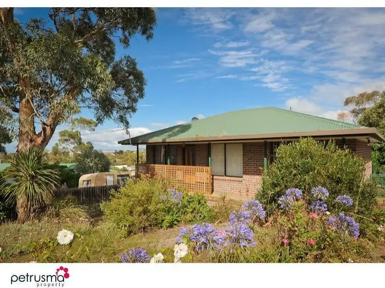 12 Parker Street, Carlton TAS 7173