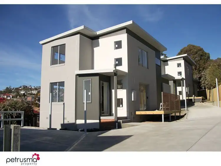 3/16A Suncrest Avenue, Lenah Valley TAS 7008