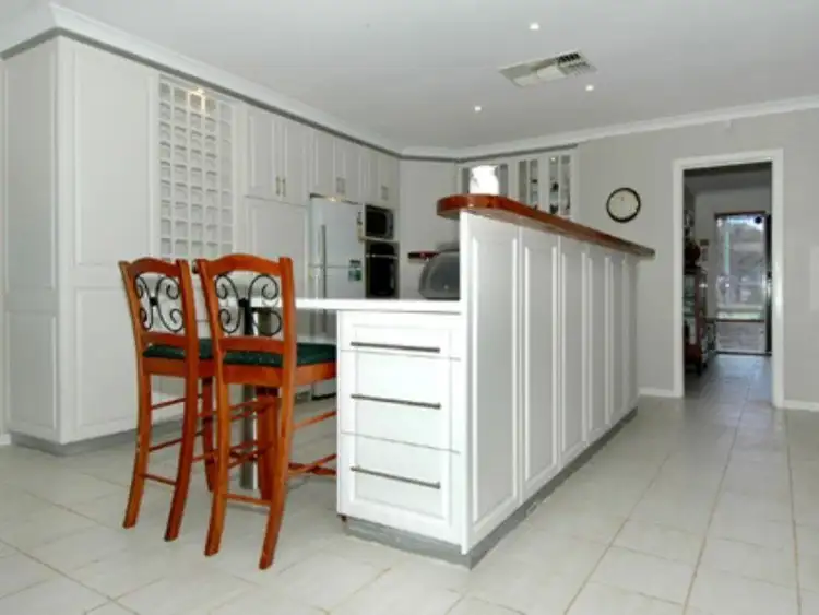 Sixth view of Homely house listing, 8 Isdell Place, Gosnells WA 6110