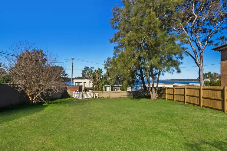 25 Woodland Parkway, Buff Point NSW 2262
