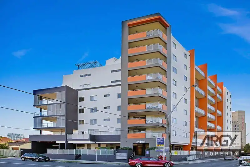 Main view of Homely unit listing, 402/26-32 Marsh Street, Wolli Creek NSW 2205