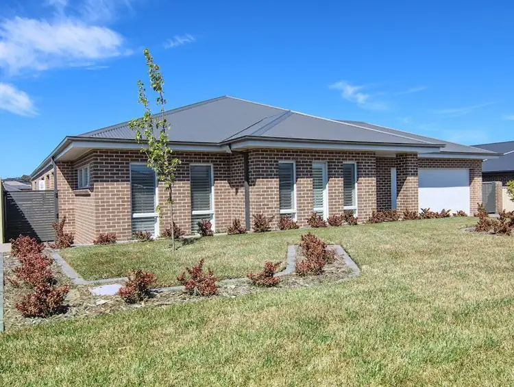 9 Pippin Way, Orange NSW 2800
