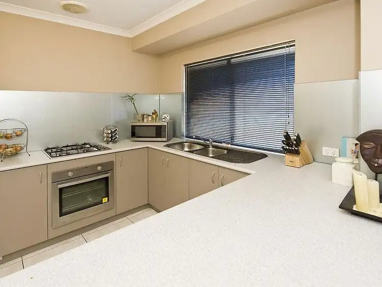 Fifth view of Homely house listing, 10 Mortlock Cove, Gosnells WA 6110