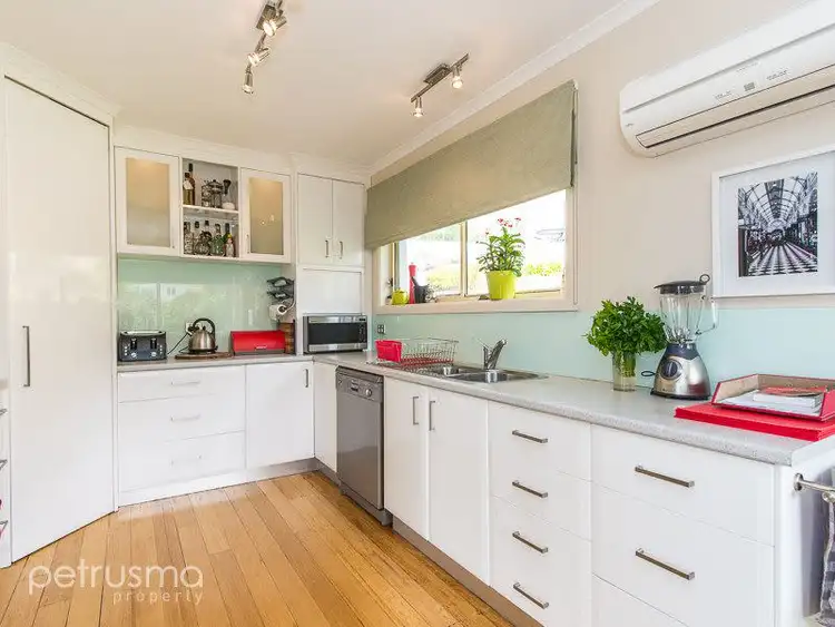 Sixth view of Homely house listing, 21 Tianna Road, Lindisfarne TAS 7015