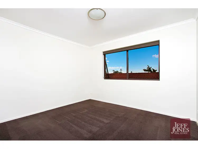 Sixth view of Homely unit listing, 4/7 Zillah Street, Greenslopes QLD 4120