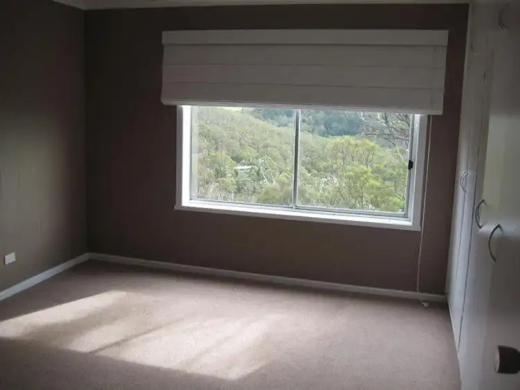 Seventh view of Homely house listing, 2/5 Castlereagh Court, Lenah Valley TAS 7008