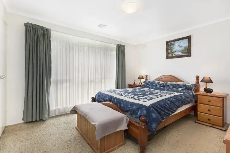 Fifth view of Homely house listing, 21 OAKTREE DRIVE, Hampton Park VIC 3976