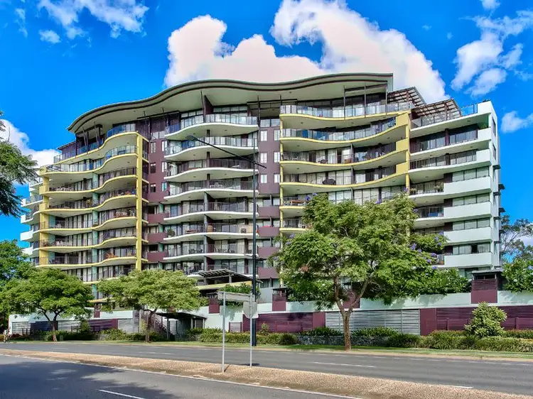 102/8 Land Street, Toowong QLD 4066