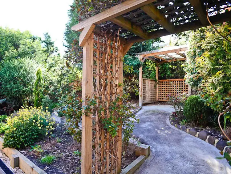 Fourth view of Homely villa listing, 2/6 Owen Court, Lindisfarne TAS 7015