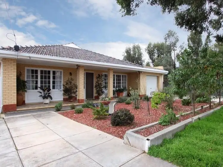 15 Nilginee Street, Rostrevor SA 5073