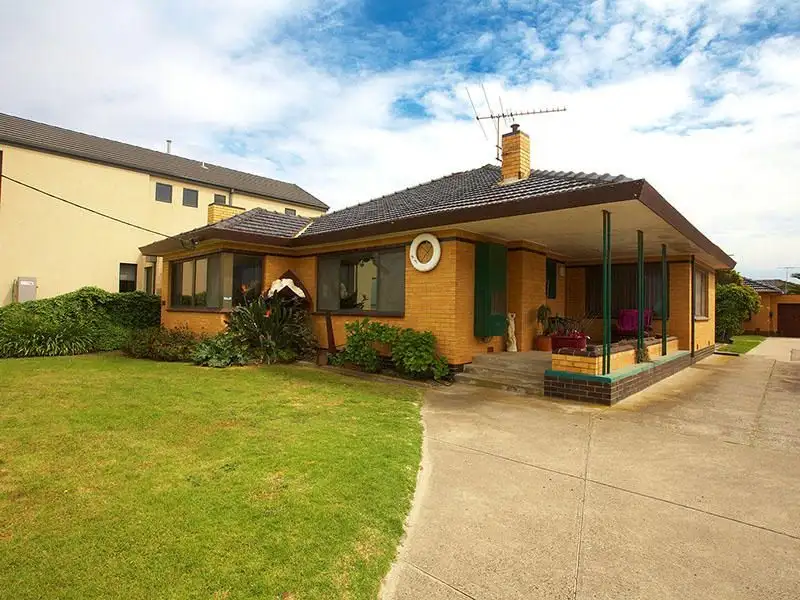 Main view of Homely unit listing, 1/233 Esplanade, Altona VIC 3018