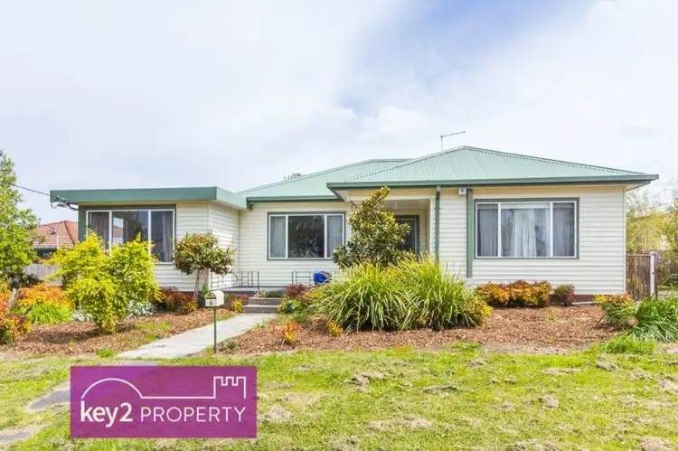 6 Clarence Street, Perth TAS 7300