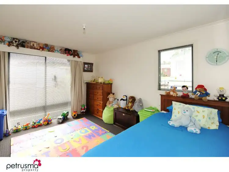 Seventh view of Homely unit listing, 2/1 Owen Court, Lindisfarne TAS 7015