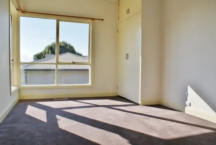 Fifth view of Homely house listing, 3 Sasse Court, Moe VIC 3825