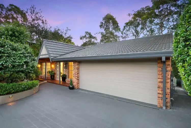 1 Otway Place, Illawong NSW 2234