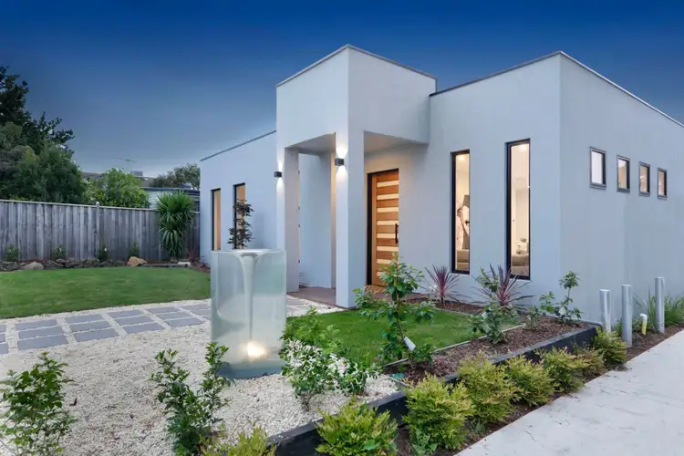 1/50 Loretto Avenue, Ferntree Gully VIC 3156