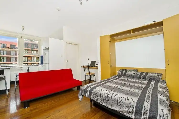 3-5 Greenknowe Avenue