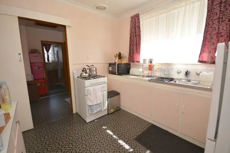 Fourth view of Homely house listing, 33 Hennessy Street, Horsham VIC 3400