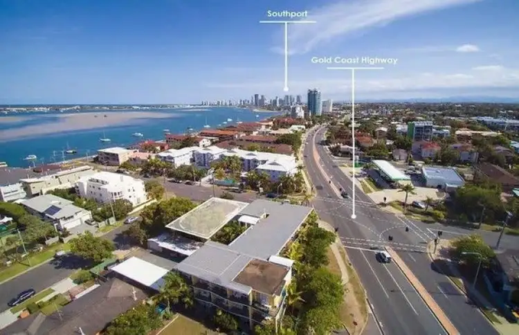 15/125 Frank Street, Labrador QLD 4215