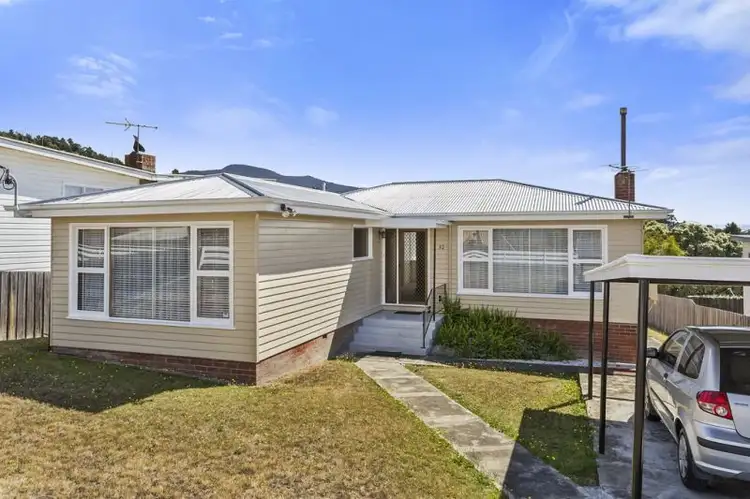 32 Montrose Road, Montrose TAS 7010