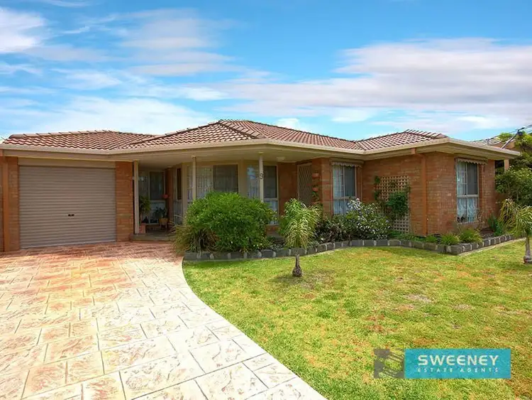 9 Curlew Avenue, Altona VIC 3018
