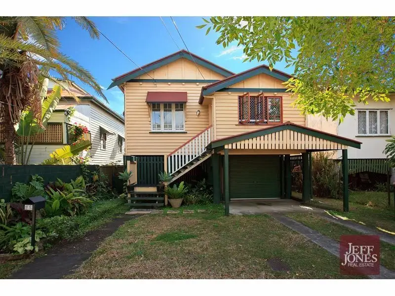 Main view of Homely house listing, 32 Ellis Street, Greenslopes QLD 4120