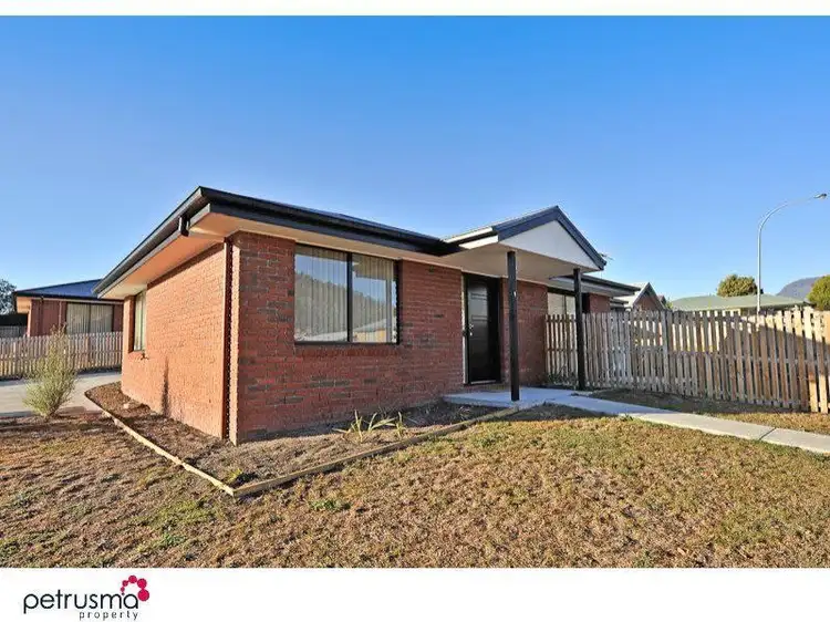 Main view of Homely villa listing, 1/4-6 Bellette Place, Chigwell TAS 7011