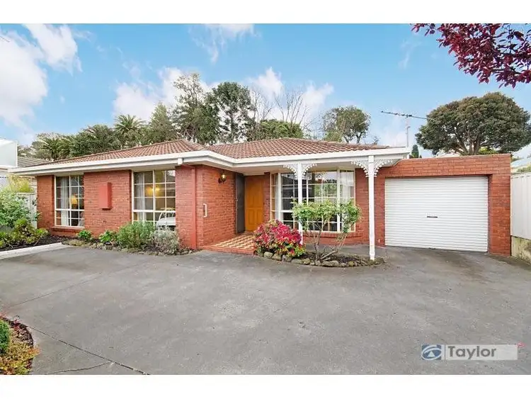 3/6A Huntingdon Street, Newtown VIC 3220
