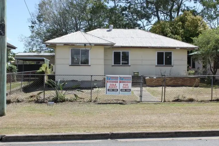 119 Hoskins Street, Sandgate QLD 4017