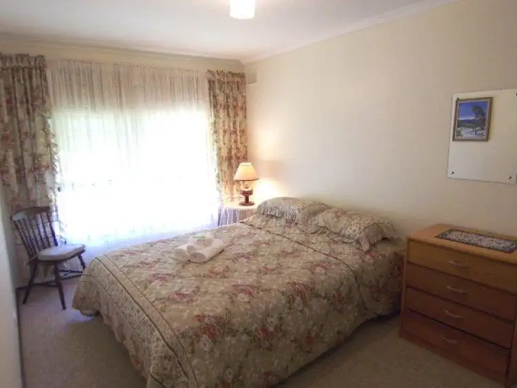 Seventh view of Homely unit listing, 7 Burke St, Bright VIC 3741