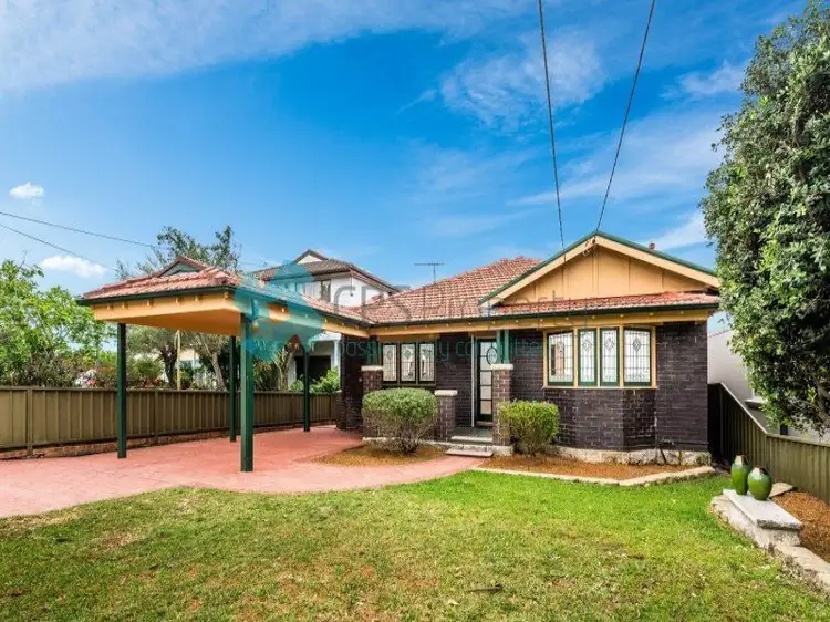 16 Richard Avenue, Earlwood NSW 2206