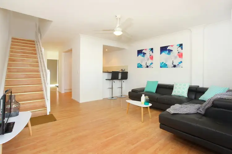 Main view of Homely townhouse listing, 2/17 Martin street, Nerang QLD 4211