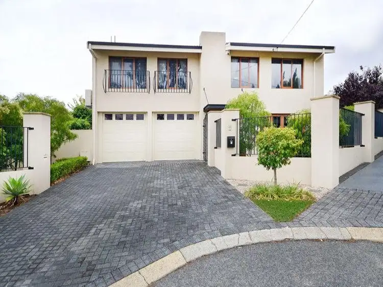 11 Yagoona Street, Duncraig WA 6023