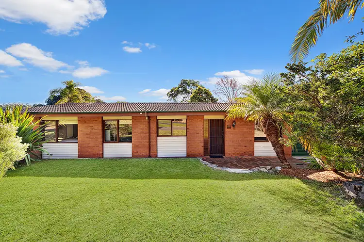 11 Corinth Road, Heathcote NSW 2233