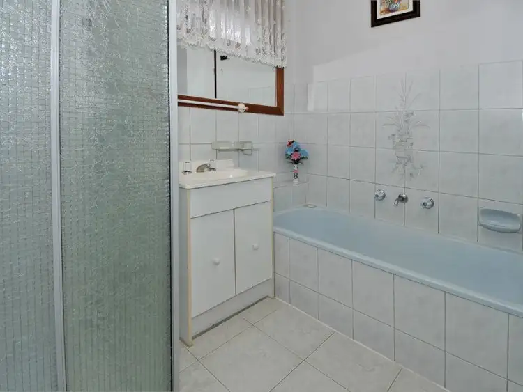 Fifth view of Homely house listing, 34 Manuka Place, Meadow Heights VIC 3048