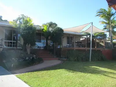 44 Morley Ave, Bateau Bay NSW 2261