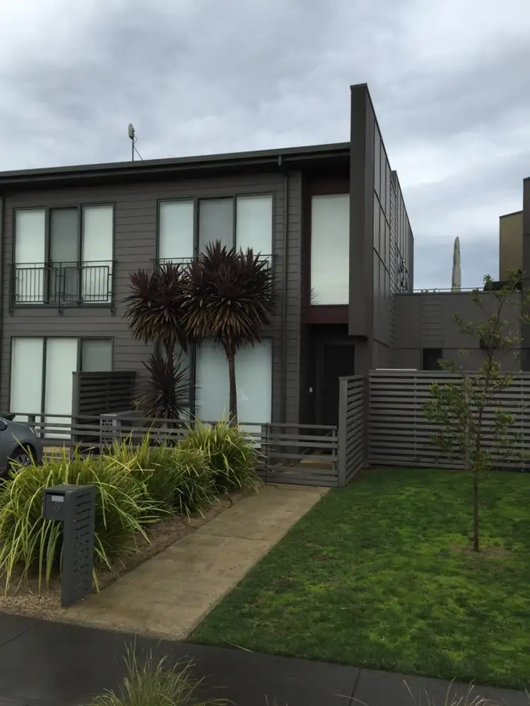 5 Coast Drive, Torquay VIC 3228